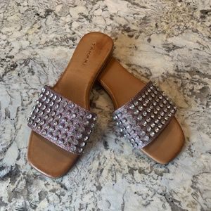 Tahari  Lindona Rhinestone ✨Studded Slides size 7.5